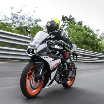 RC 125 スライドパズルゲーム 無料で遊べる